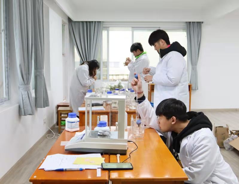 图片关键词 图片关键词
