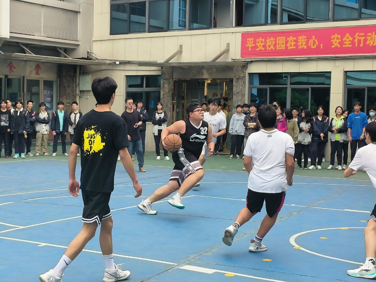 图片关键词 图片关键词
