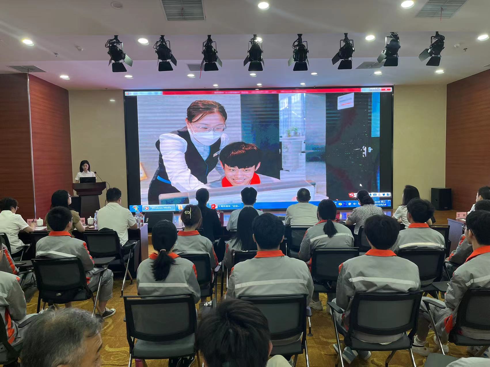 图片关键词 图片关键词