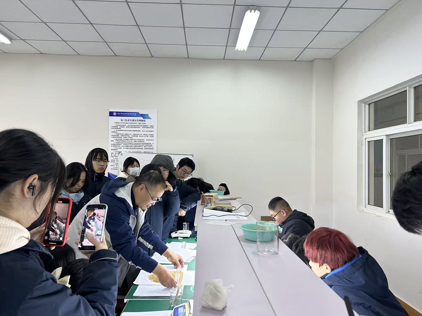 图片关键词 图片关键词