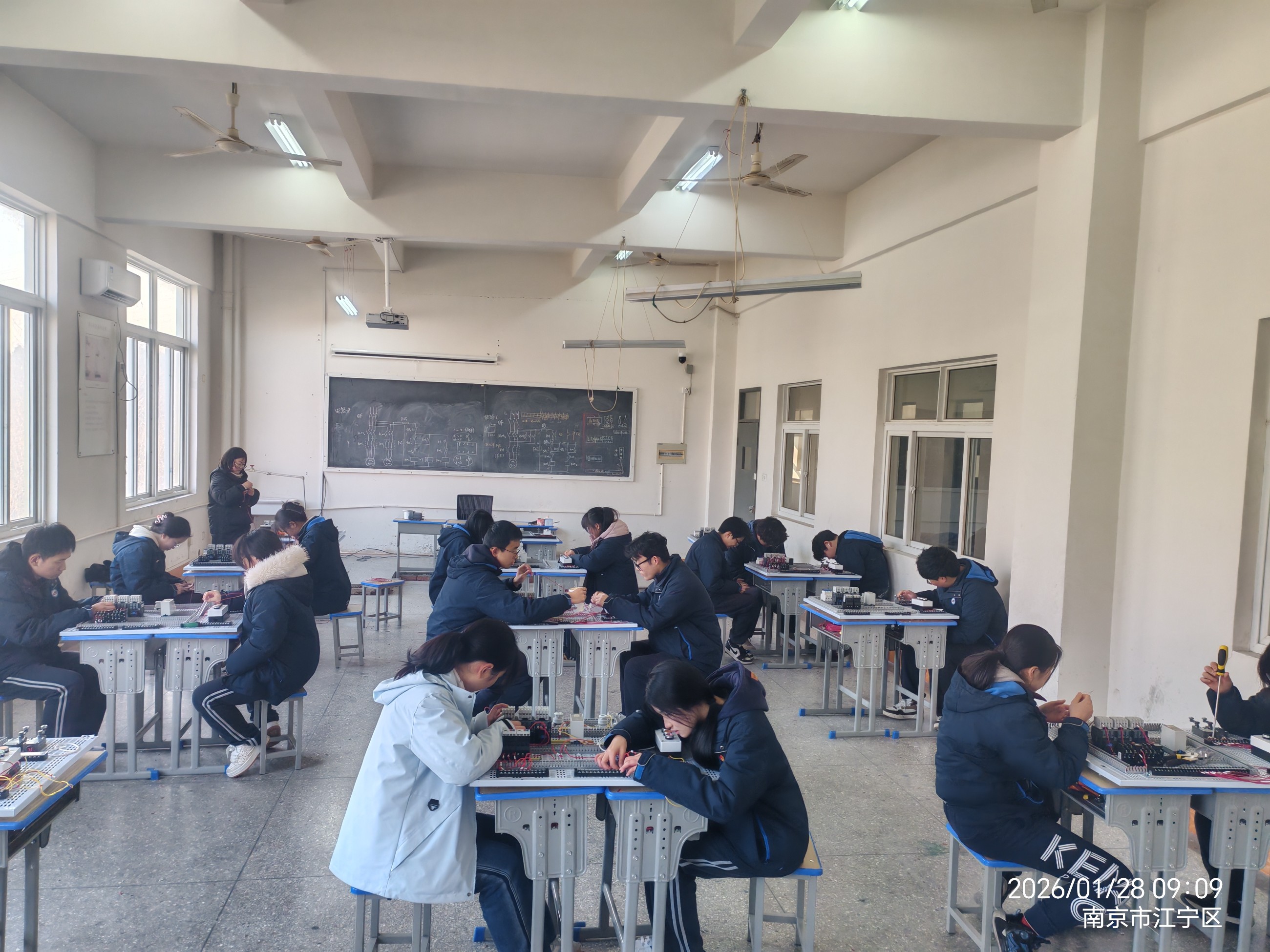 图片关键词 图片关键词