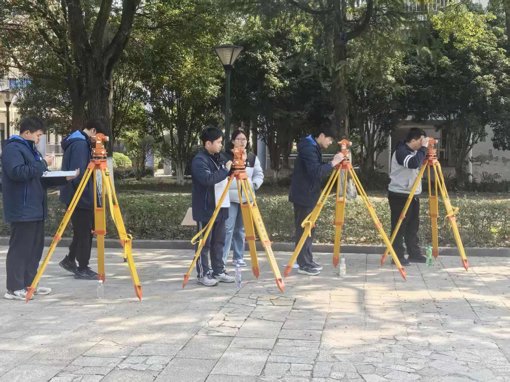 图片关键词
