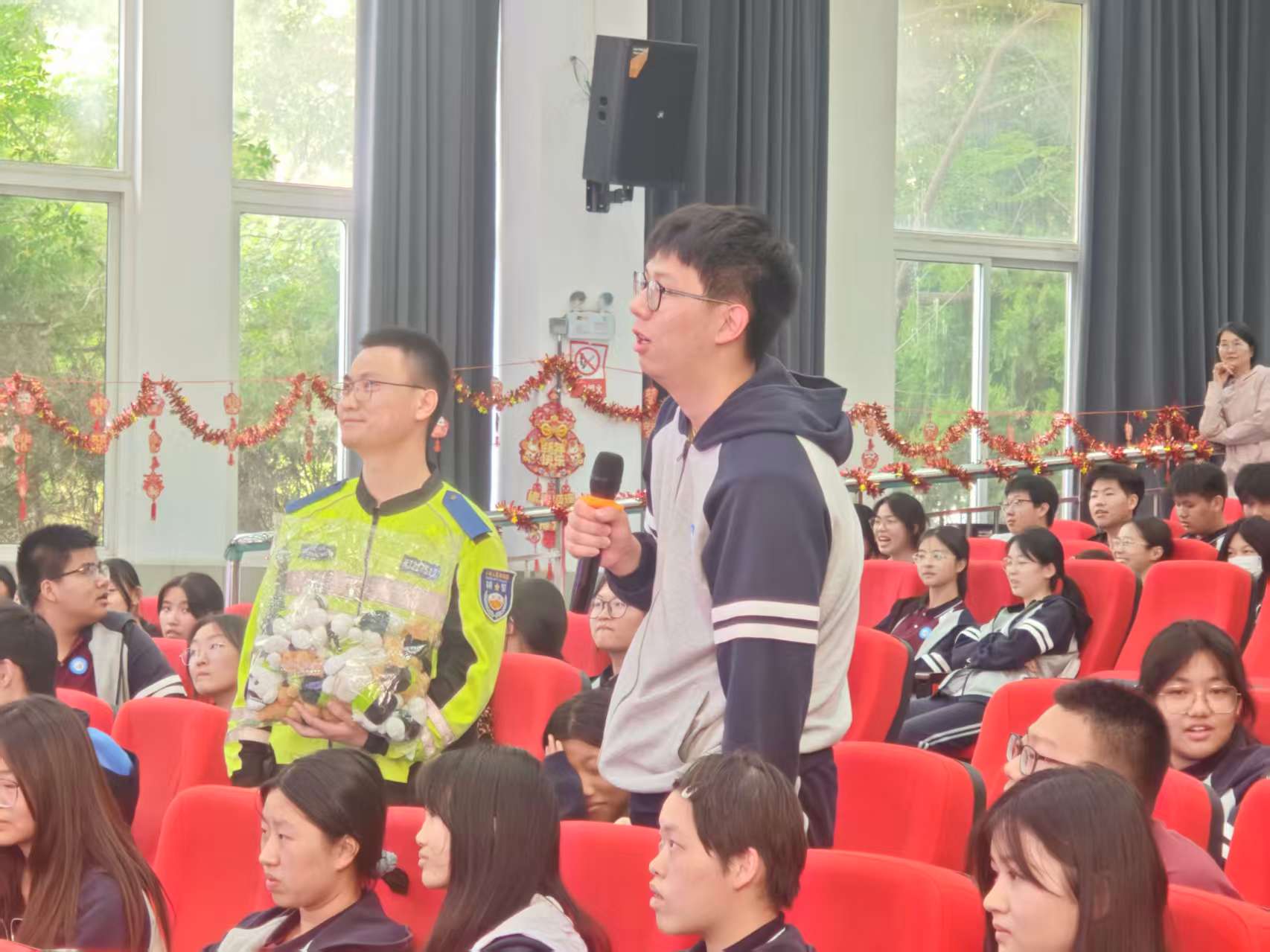 图片关键词